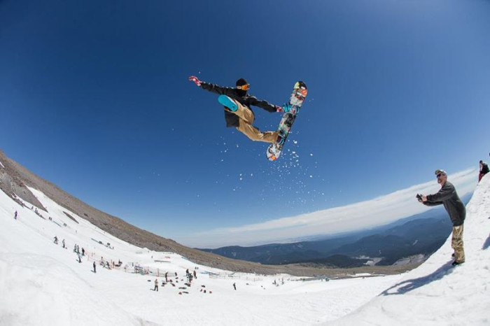 CAPiTA Snowboarding 2014.2015 Online