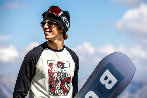 Alberto Maffei firma per Burton Snowboards
