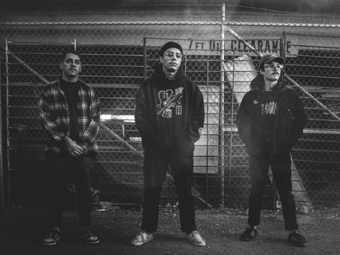 El Paso post-punk shoegazers Lesser Care ready debut LP for à La Carte Records, share first single ‘Meadows’