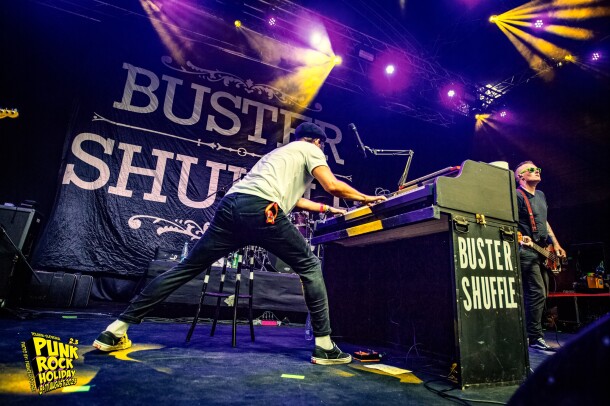buster-shuffle