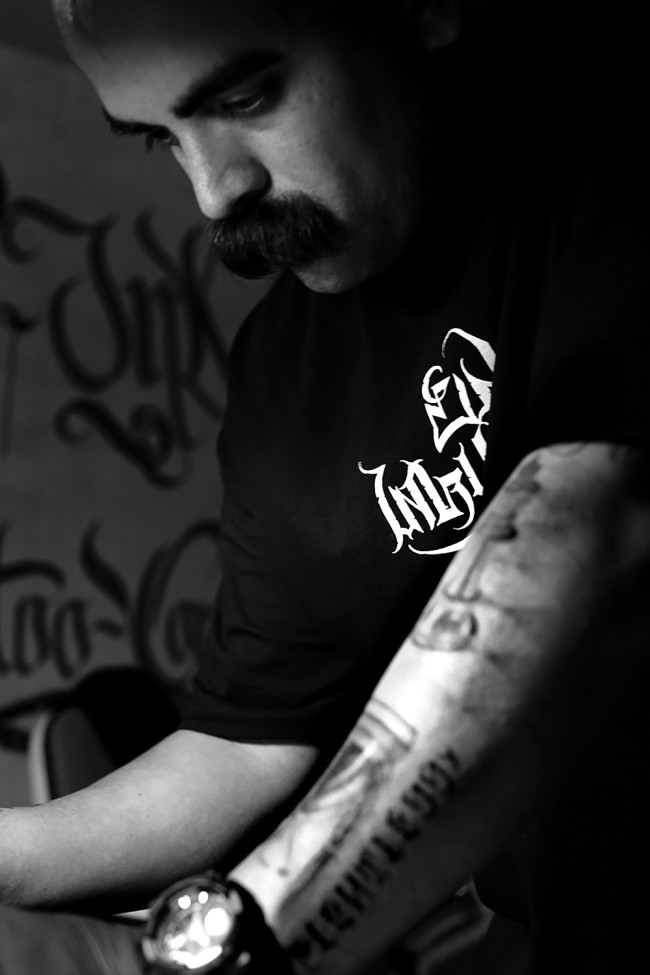 _IGA8863