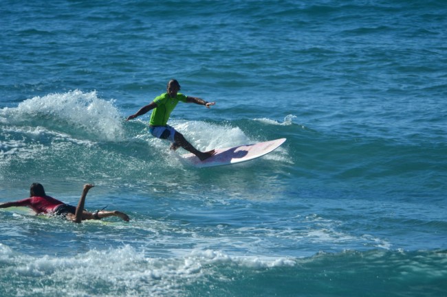2 Li Junchi surf longboard badesi sardegna 2014
