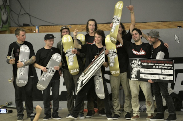 Vans Shop Riot Finals // Burnside combatte con Skate Pharmacy e vince //