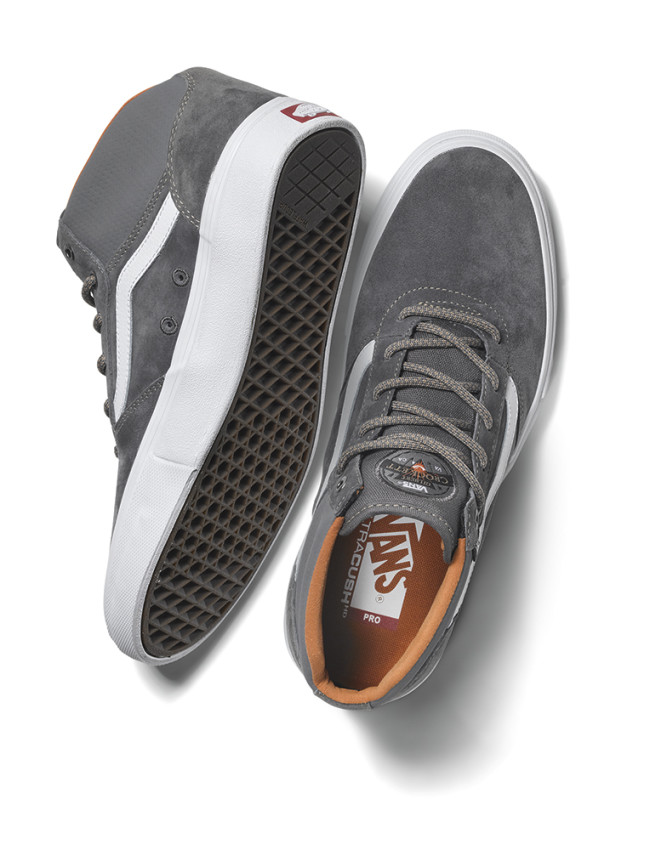 Crockett_Pro_Mid_Gray_Pair_Angled