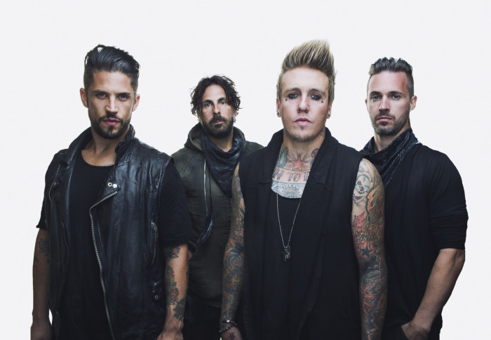 PAPA ROACH: GUARDA IL VIDEO DI ‘FALLING APART’