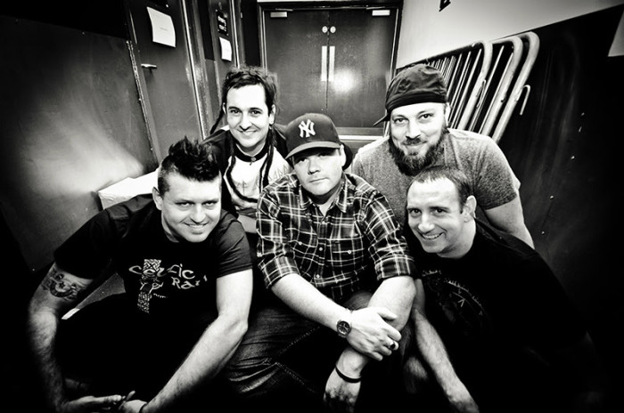 LESS THAN JAKE: NUOVO EP ‘SOUND THE ALARM’ IN USCITA IL 3 FEBBRAIO