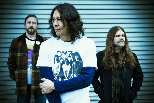 Earthless – pubblicano il secondo singolo del disco, la title track ‘Black Heaven’