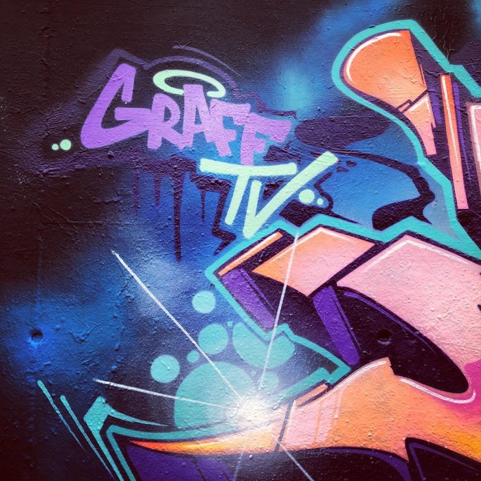 GRAFFITI TV: TWIK