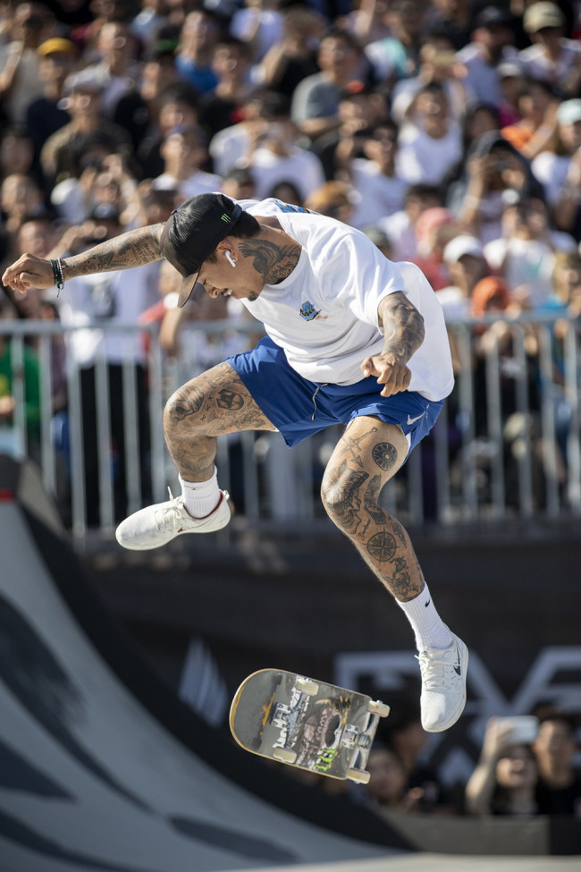 nyjah_houston_x_games_china_street_gold_05-copy