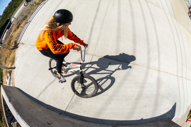 ho20_bmx_cult_7_9_20_action_angie_marino_007