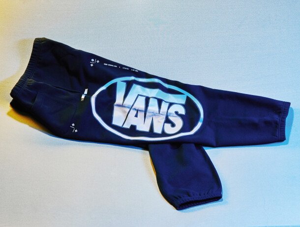 ho20_vault_vansxlqqk_20200225_0619_cropped