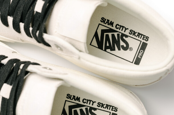 slam-vans_sk8-midpro_marshmallow_footbedmacro_sam0076