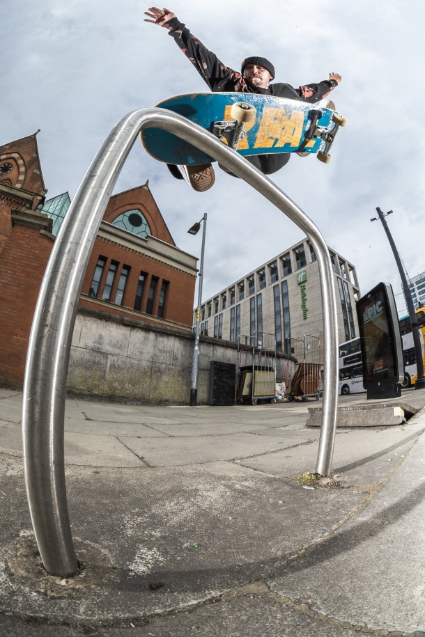 harry-lintell-fs-nosegrind-1_photo-reece-leung