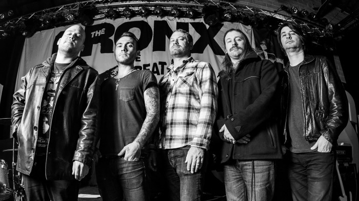 The Bronx – ‘Curb Feelers’ (Official Video)