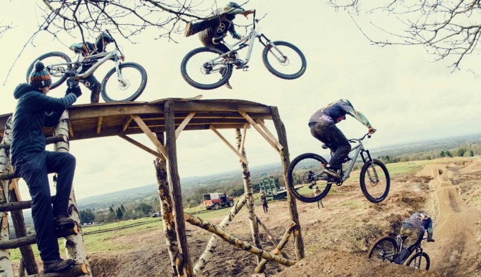 Cannondale Waves: Exhibit Fun