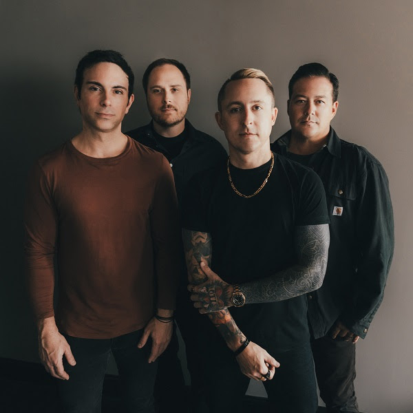 YELLOWCARD ANNOUNCE SIGNING TO EQUAL VISION RECORDS