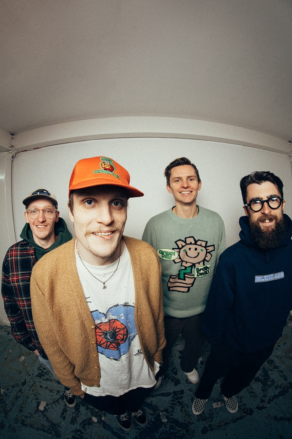 NECK DEEP RETURN WITH NEW SINGLE AND MUSIC VIDEO ‘TAKE ME WITH YOU’