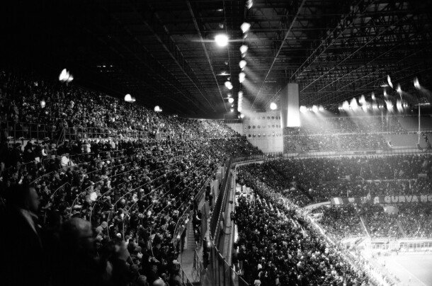 10-stone-island_the-compass-inside_san-siro-stadium