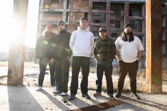 KNOCKED LOOSE RELEASE ‘DON’T REACH FOR ME’ VIDEO / SINGLE