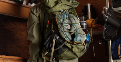 s125_hierrov9_mthier09_mens-on-figure-backpack-shot