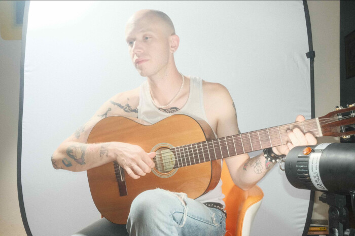 fish narc shares fuzzy new single/video ‘old band’