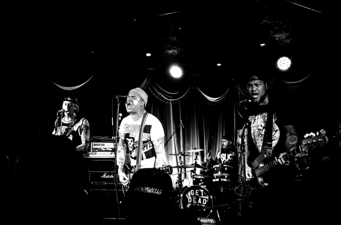 Los Angeles punk outfit Heartwells releases new single ‘Backstabbers’